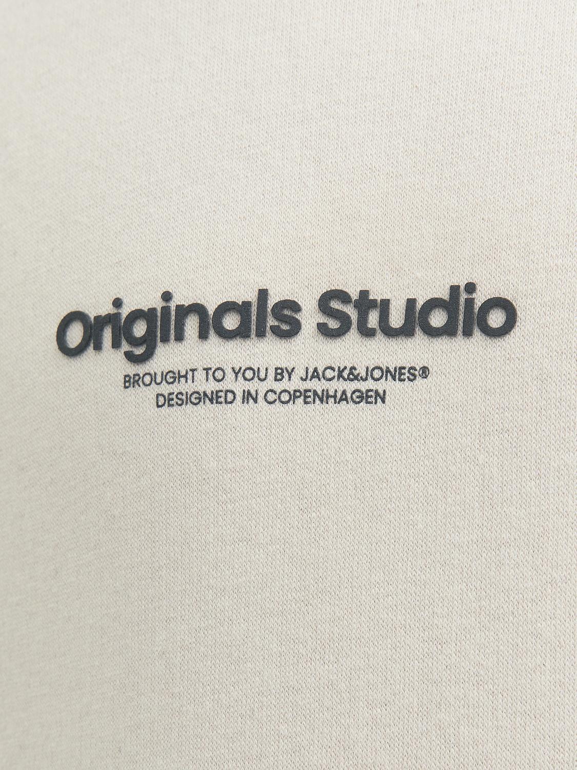 model_shot-detail
